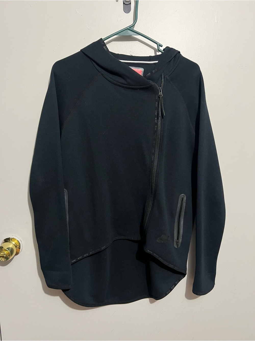 Nike Black Hoodie - Cape like shape
